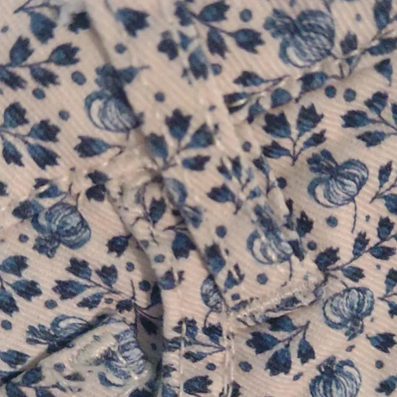 H&M bundle lot 3 booty shorts size 2 blue floral mauve pink floral yellow birds - Picture 13 of 14